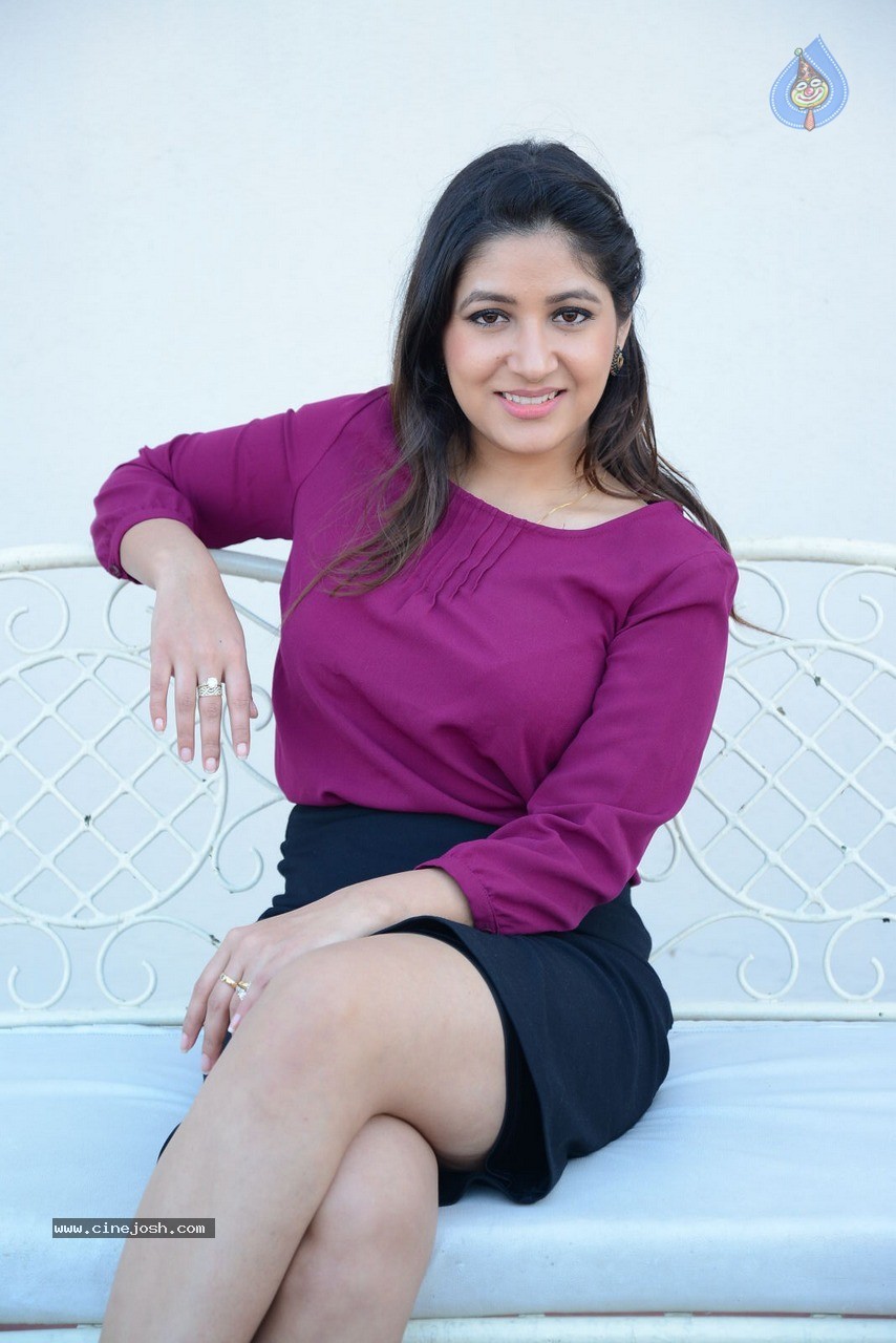 Prabhajeet Kaur New Stills - 55 / 60 photos