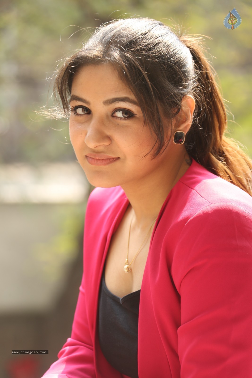 Prabhjeet Kaur New Stills - 17 / 60 photos
