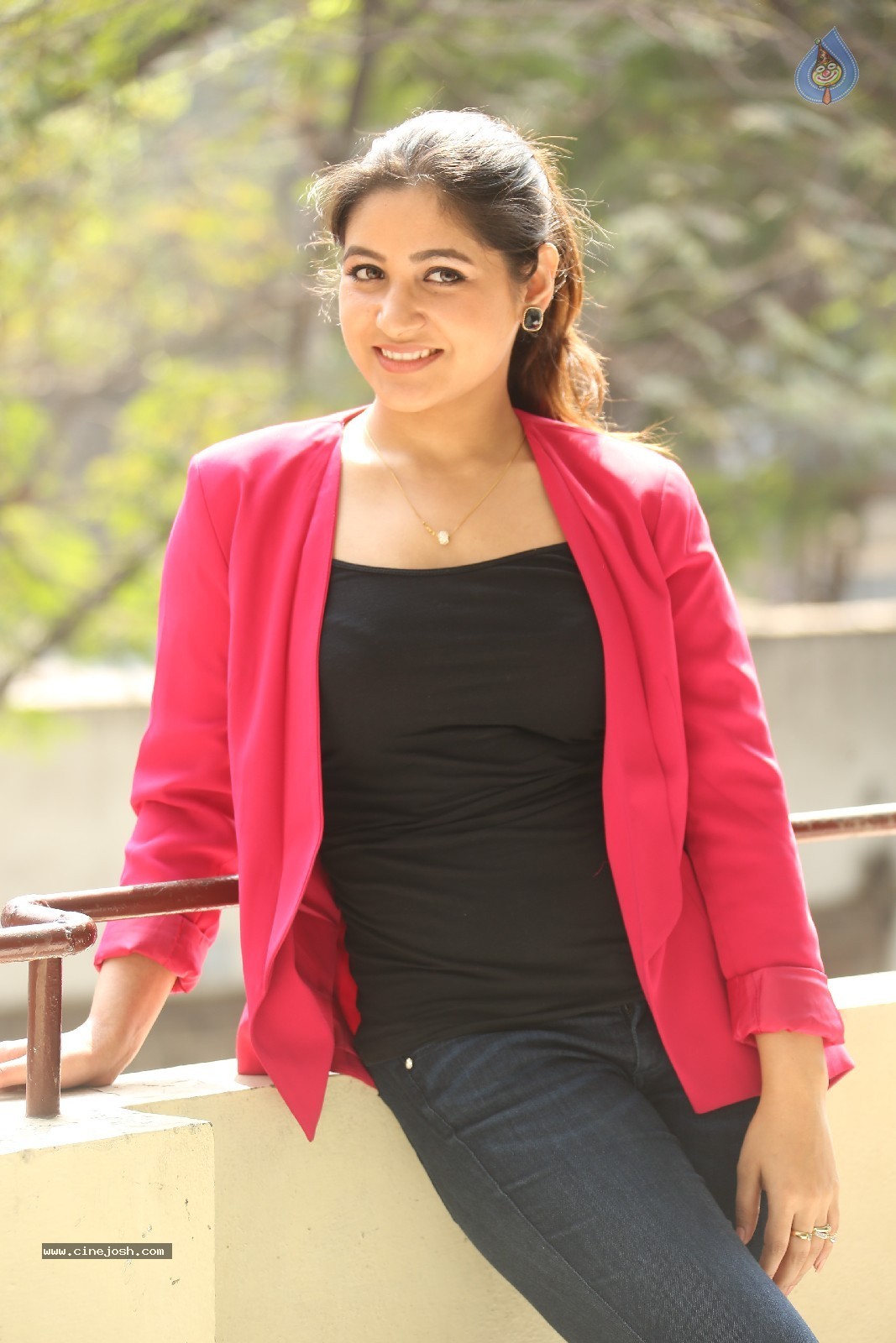 Prabhjeet Kaur New Stills - 18 / 60 photos