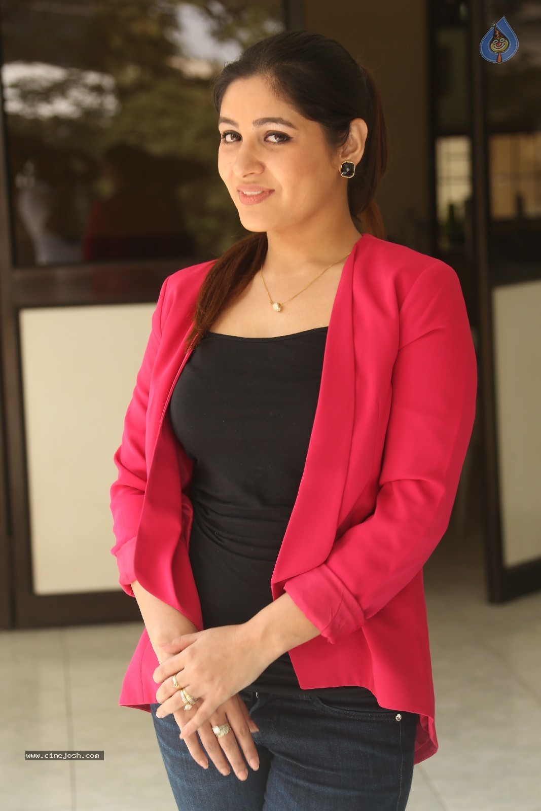 Prabhjeet Kaur New Stills - 20 / 60 photos
