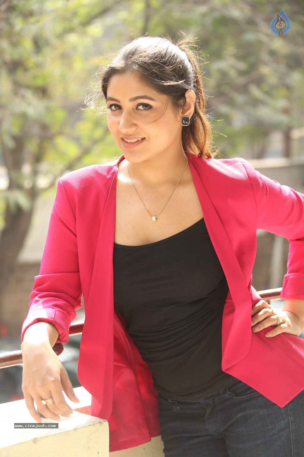 Prabhjeet Kaur New Stills - 47 / 60 photos
