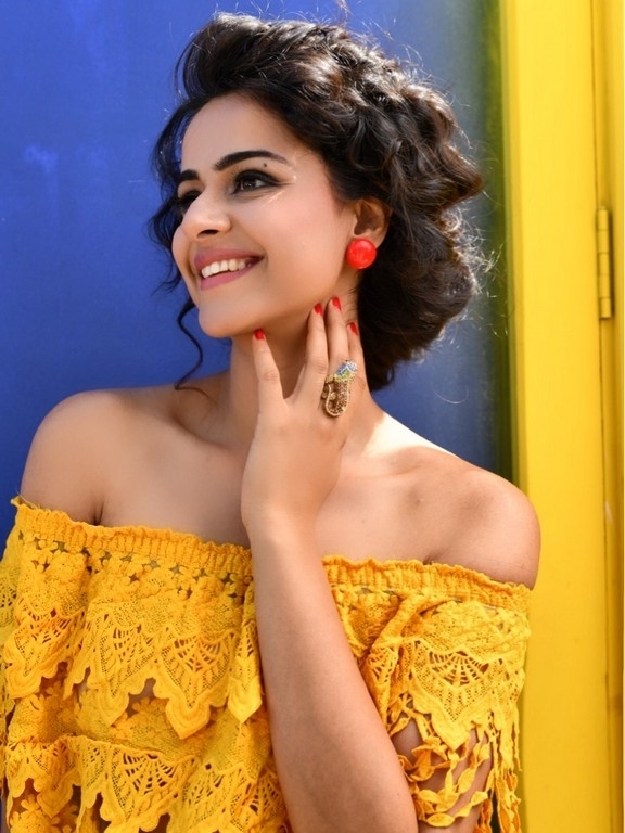 Prachi Tehlan Photos - 4 / 11 photos