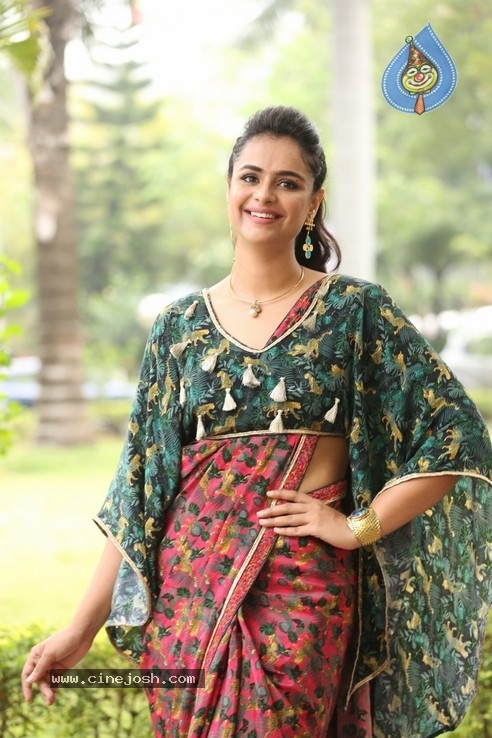 Prachi Tehlan Stills - 32 / 35 photos