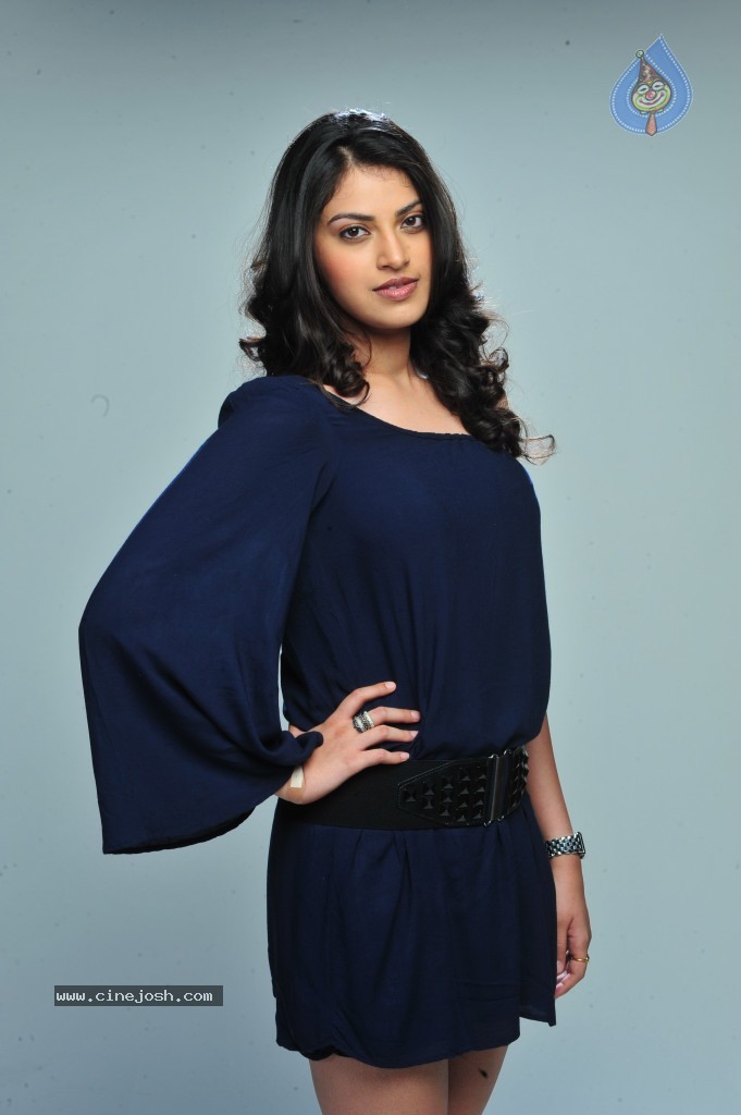 Pragalbha Hot Stills - 18 / 40 photos
