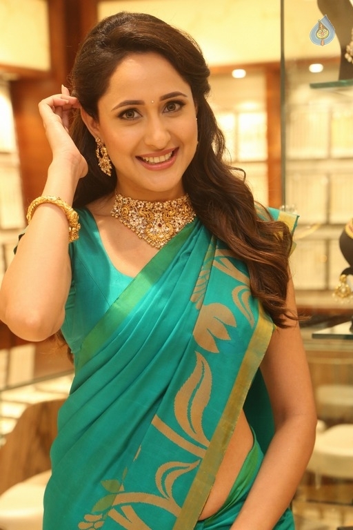 Pragya Jaiswal Images - Photo 20 of 21