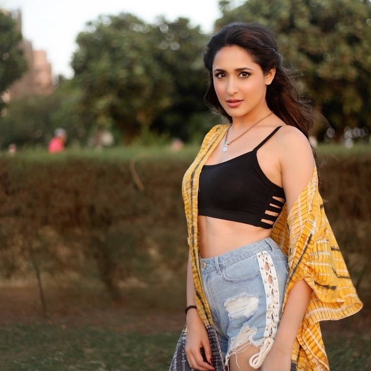 Pragya Jaiswal Photos - 3 / 4 photos