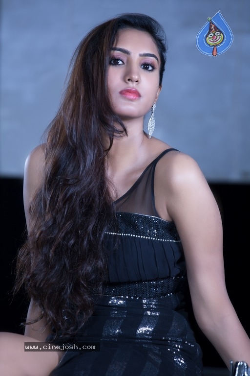 Pranathi Sharma Latest Photoshoot - 25 / 50 photos