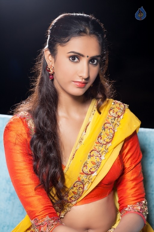 Pranathy Sharma Latest Stills - 33 / 34 photos
