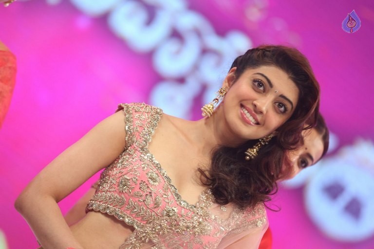 Pranitha at Brahmotsavam Audio Launch - 23 / 40 photos