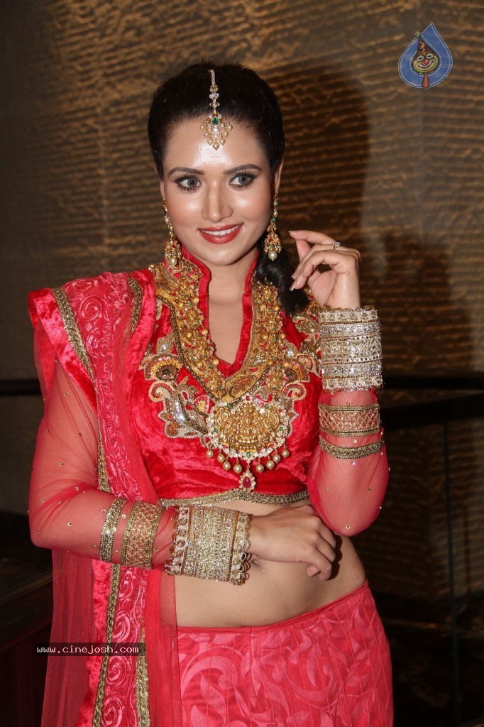 Preethi Rana Hot Photos - 45 / 115 photos