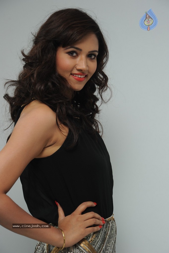Preeti Rana Hot Pics - 50 / 125 photos