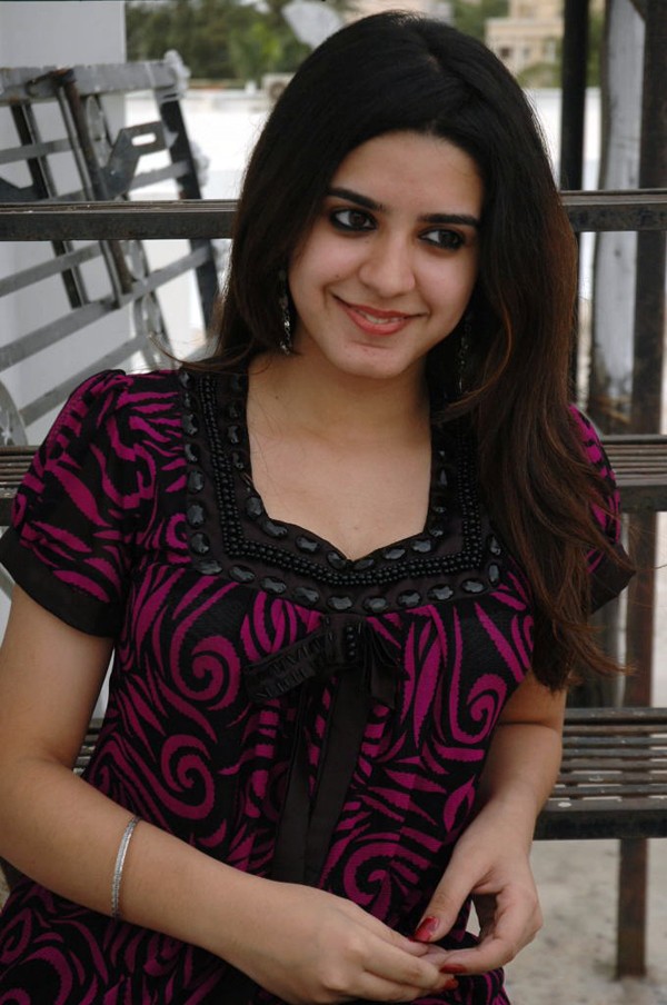 Prerana - Jallu - 16 / 70 photos