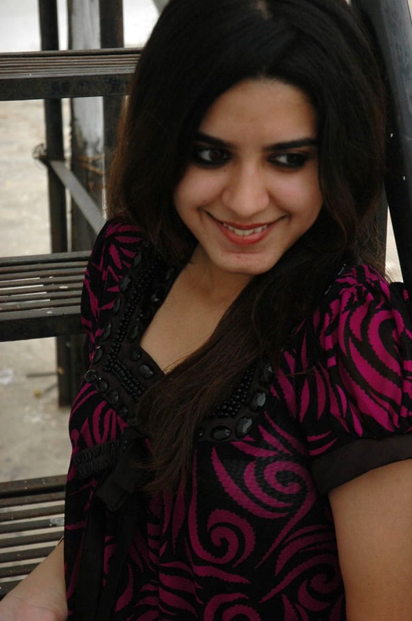 Prerana - Jallu - 24 / 70 photos