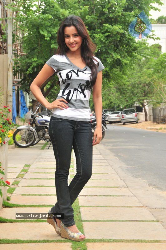 Priya Anand Latest Photo Gallery - 11 / 45 photos