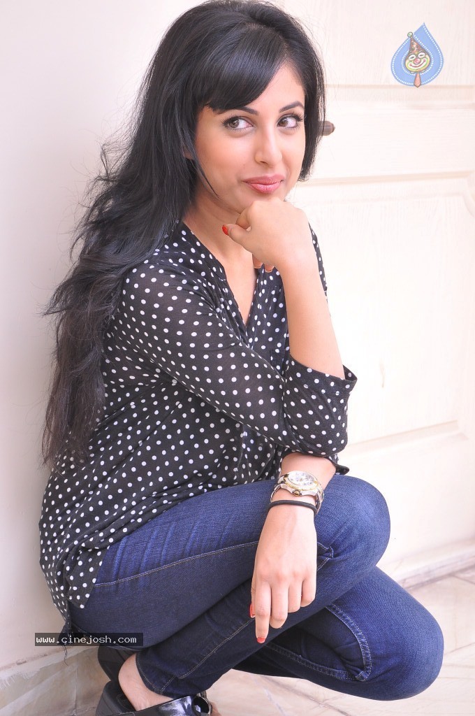 Priya Banerjee New Stills - 2 / 66 photos