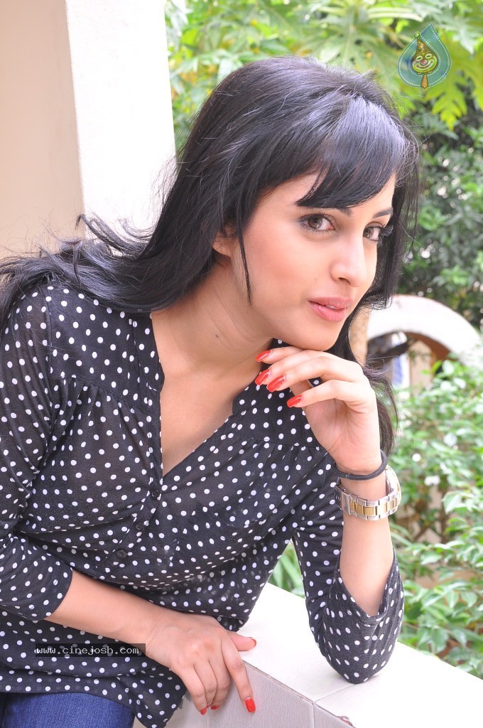 Priya Banerjee New Stills - 45 / 66 photos