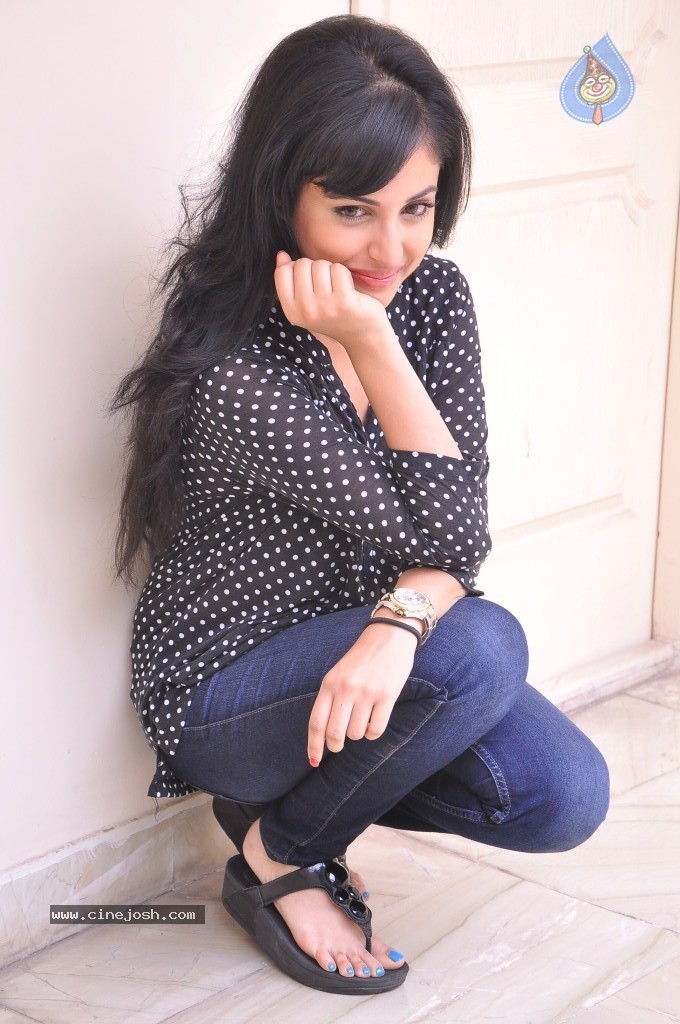 Priya Banerjee New Stills - 55 / 66 photos