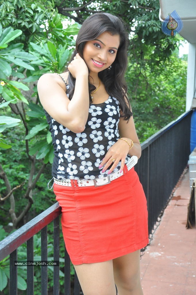 Priya New Photos - 25 / 45 photos