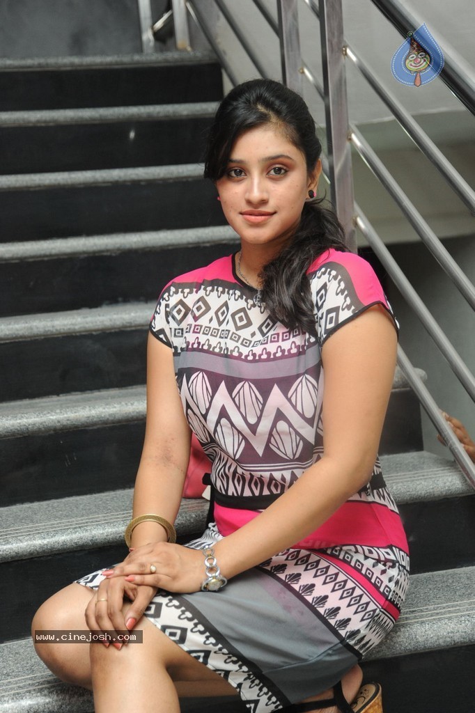 Priya New Stills - 21 / 90 photos