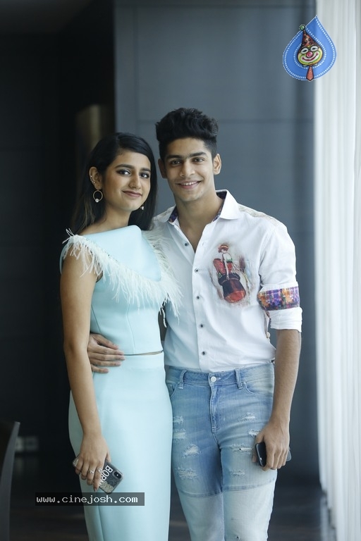 Priya Prakash Varrier And Roshan Combination Stills - 2 / 7 photos