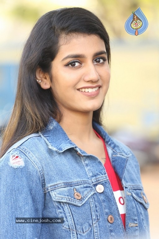 Priya Prakash Varrier Interview Photos - 7 / 21 photos