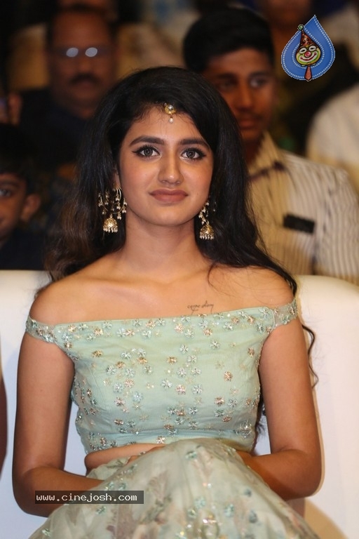 Priya Prakash Varrier Photos - 17 / 18 photos