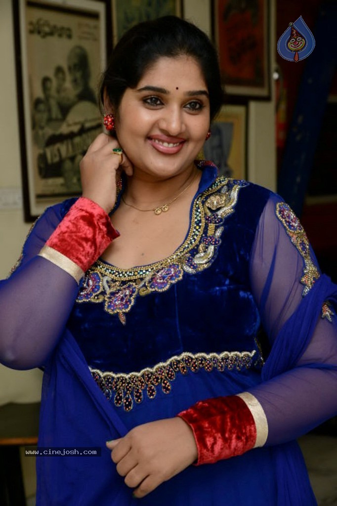 Priya Stills - 35 / 62 photos