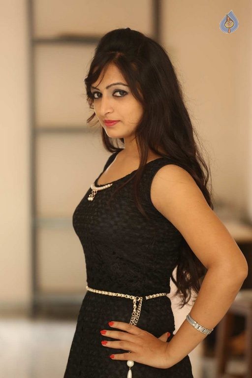 Priya Vasista Latest Photos - 27 / 60 photos