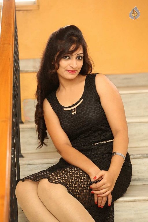 Priya Vasista Latest Photos - 43 / 60 photos