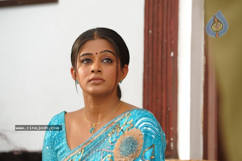 Priyamani Hot Stills In Pravarakyudu Movie  - 27 / 148 photos