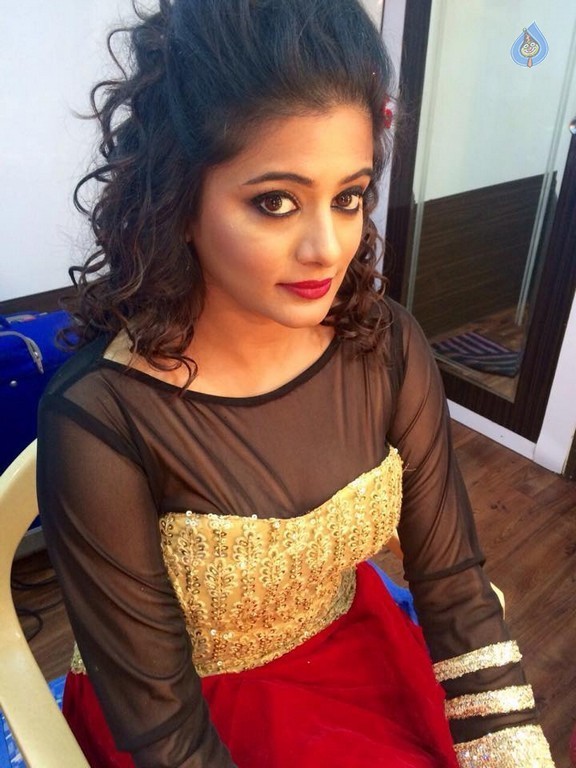 Priyamani New Photos - 10 / 11 photos