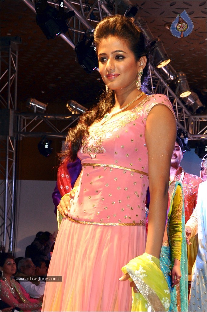 Priyamani Ramp Walk Photos - 2 / 40 photos