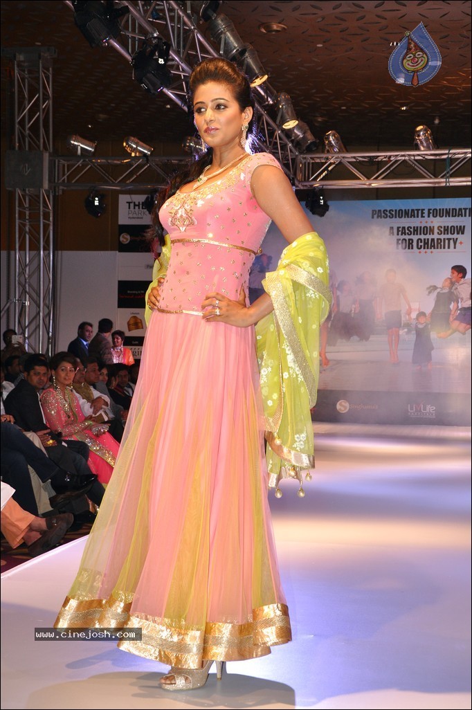Priyamani Ramp Walk Photos - 23 / 40 photos