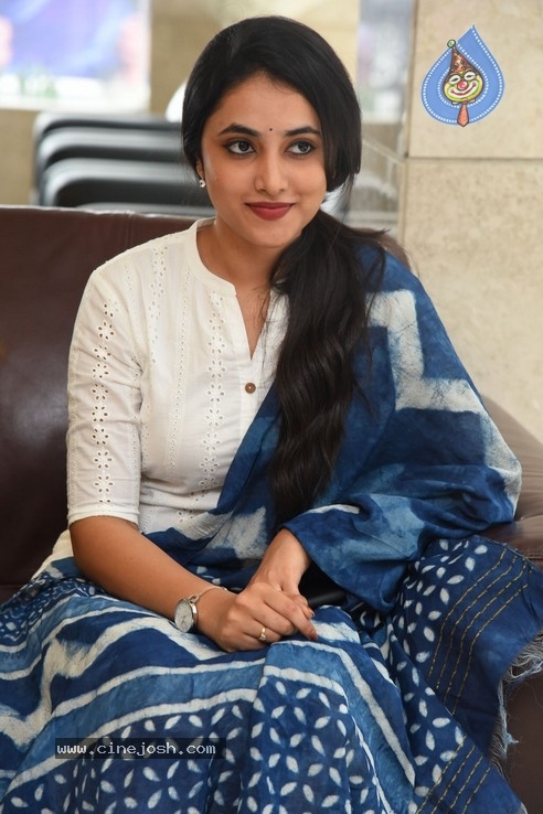 Priyanka Arul Mohan Stills - 19 / 28 photos