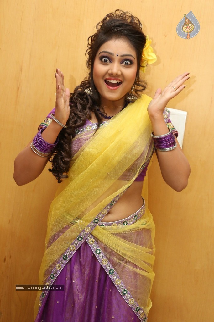 Priyanka Gallery - 19 / 119 photos