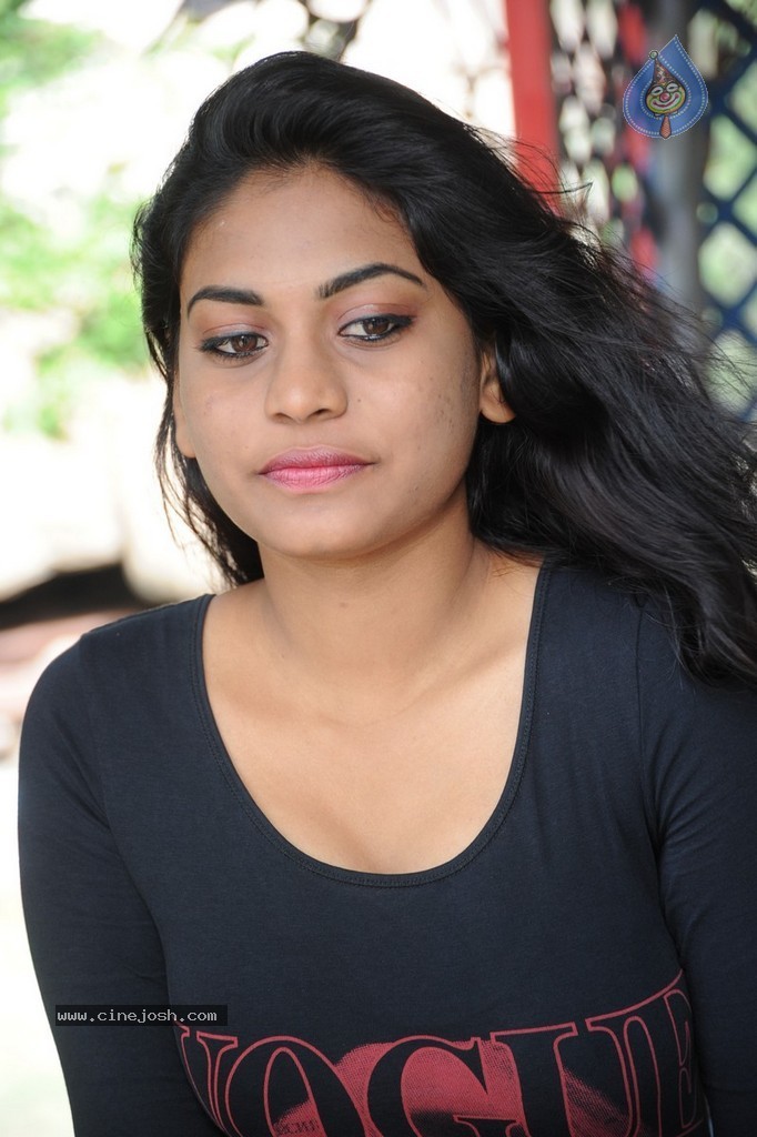 Priyanka Gugustin Stills - 23 / 144 photos