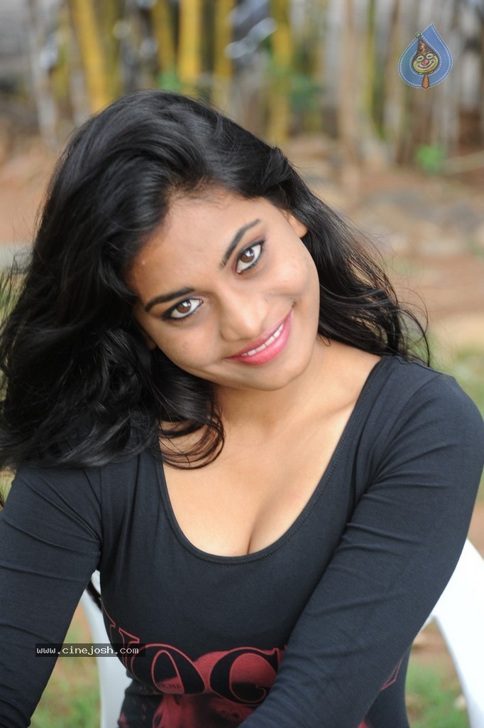 Priyanka Gugustin Stills - 72 / 144 photos