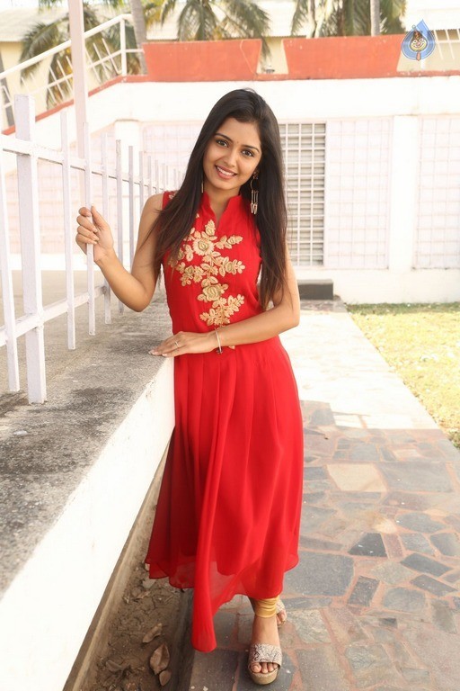 Priyanka Jain New Photos - 31 / 32 photos