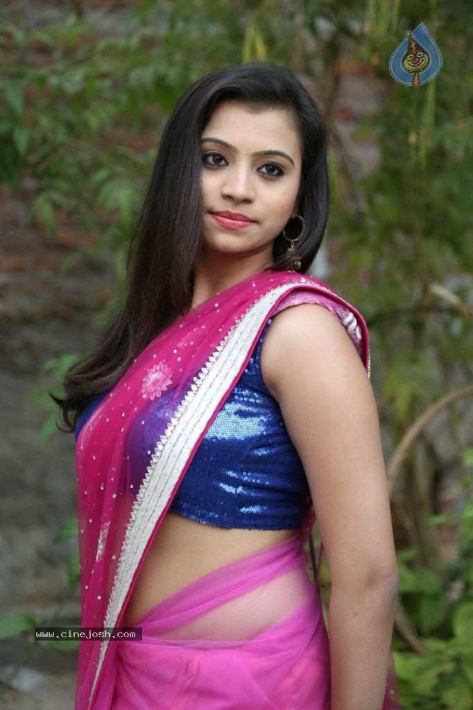 Priyanka Latest Hot Stills - 39 / 111 photos