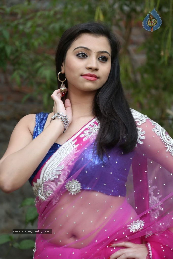 Priyanka Latest Hot Stills - 42 / 111 photos