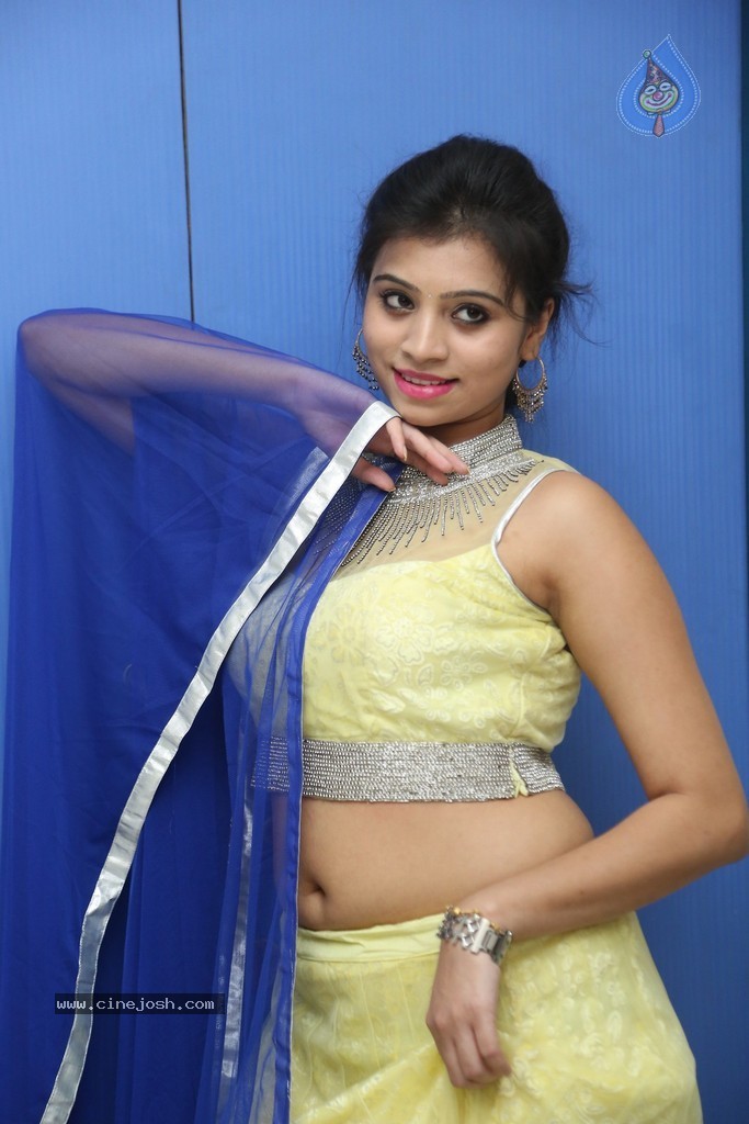Priyanka Latest Images - 18 / 138 photos