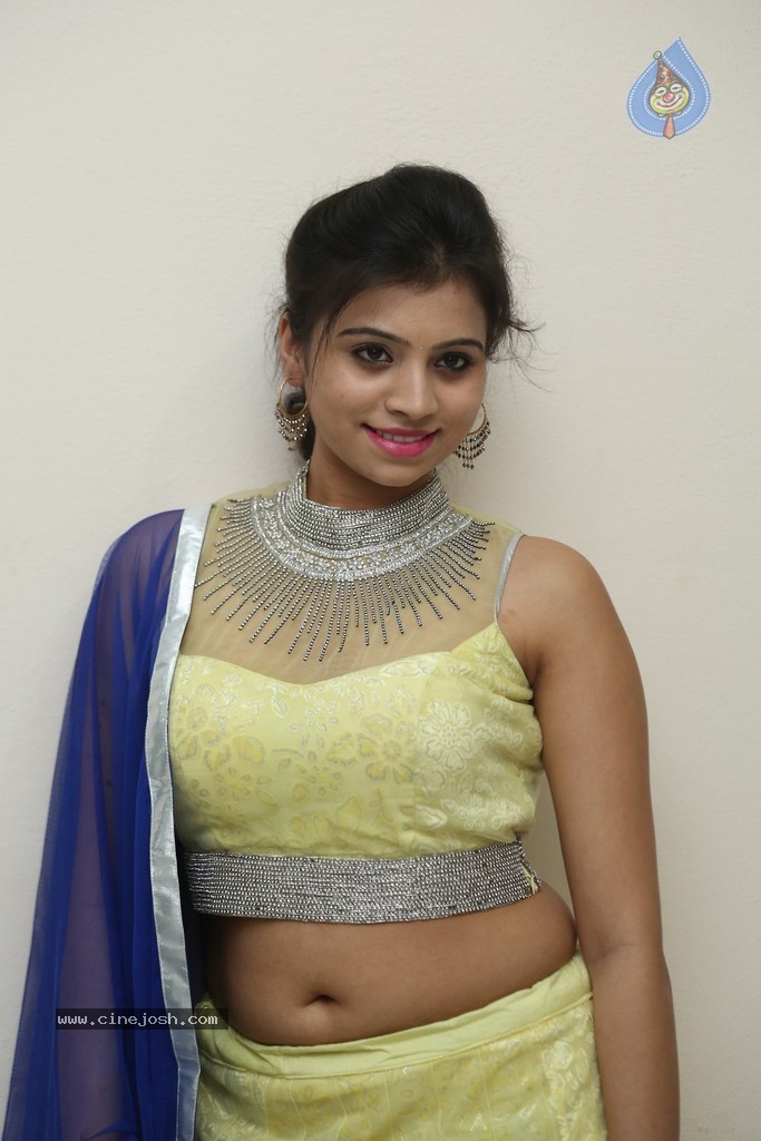 Priyanka Latest Images - 47 / 138 photos