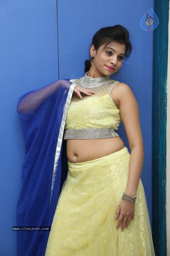 Priyanka Latest Images - 122 / 138 photos