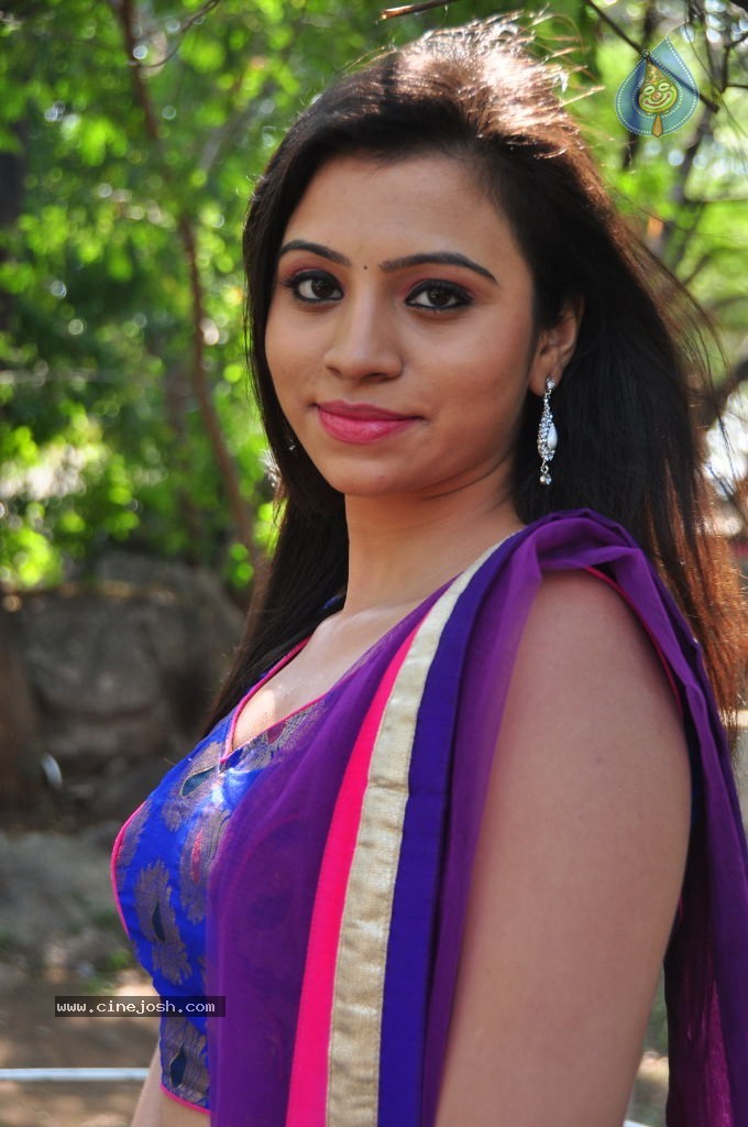 Priyanka New Hot Gallery - 16 / 116 photos