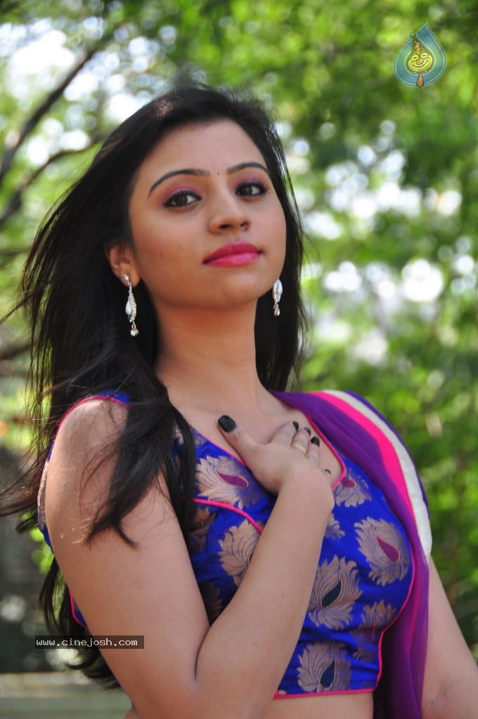 Priyanka New Hot Gallery - 38 / 116 photos