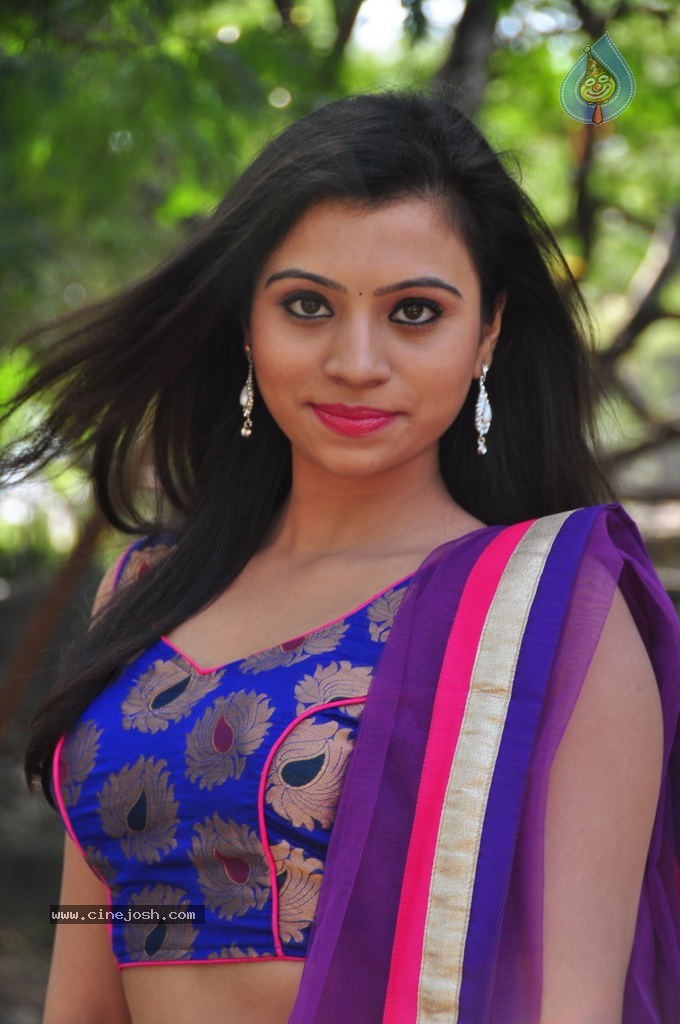 Priyanka New Hot Gallery - 43 / 116 photos