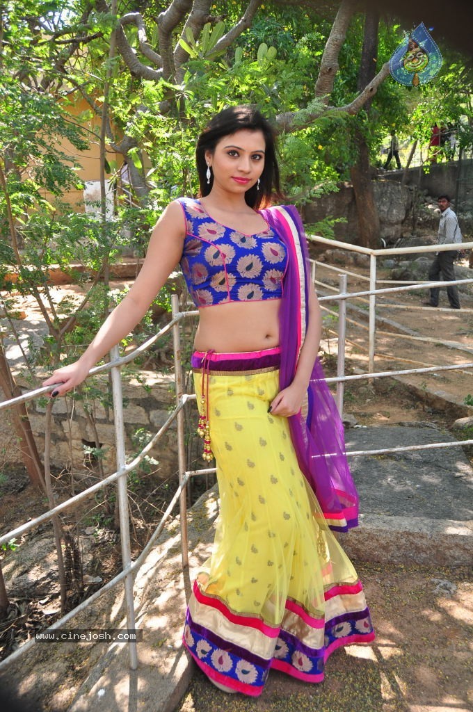 Priyanka New Hot Gallery - 97 / 116 photos
