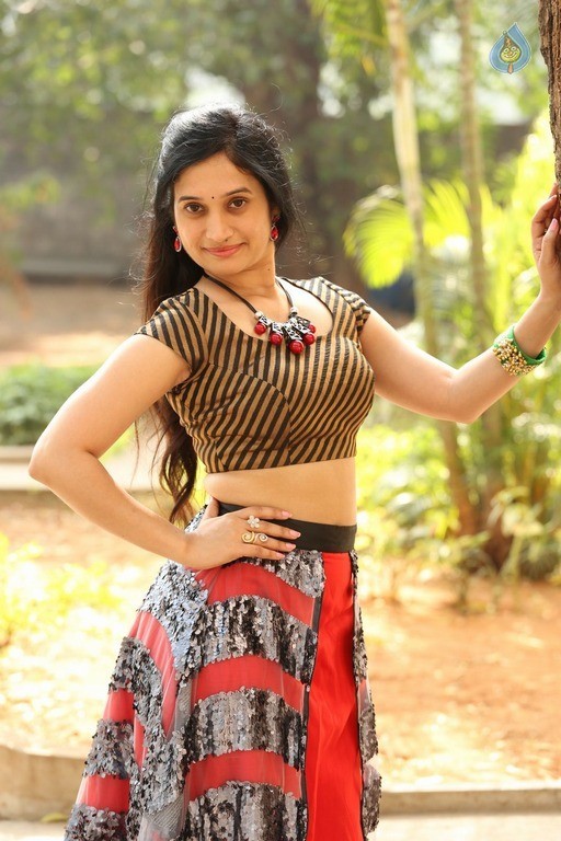 Priyanka Pallavi Latest Images - 1 / 53 photos