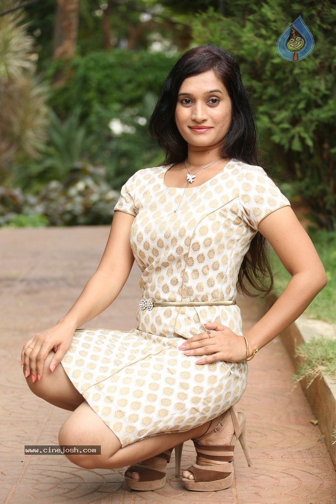 Priyanka Pallavi New Gallery  - 38 / 70 photos