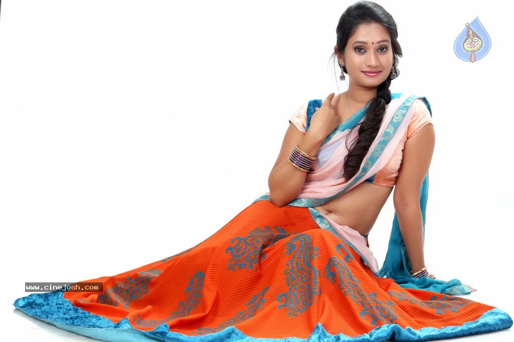 Priyanka Pallavi Spicy Stills - 31 / 49 photos